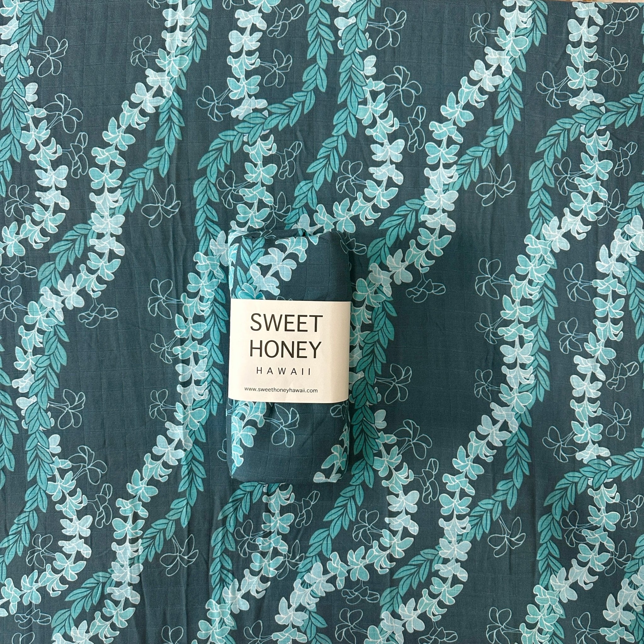 Lanikai Swaddle Blanket - Sweet Sweet Honey Hawaii